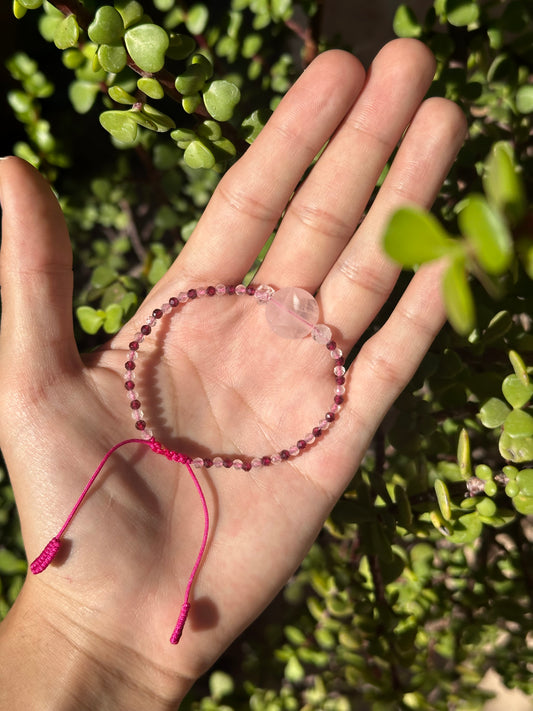 Pulsera Ajustable de Cuarzo Rosa, Granate y Cuarzo Blanco