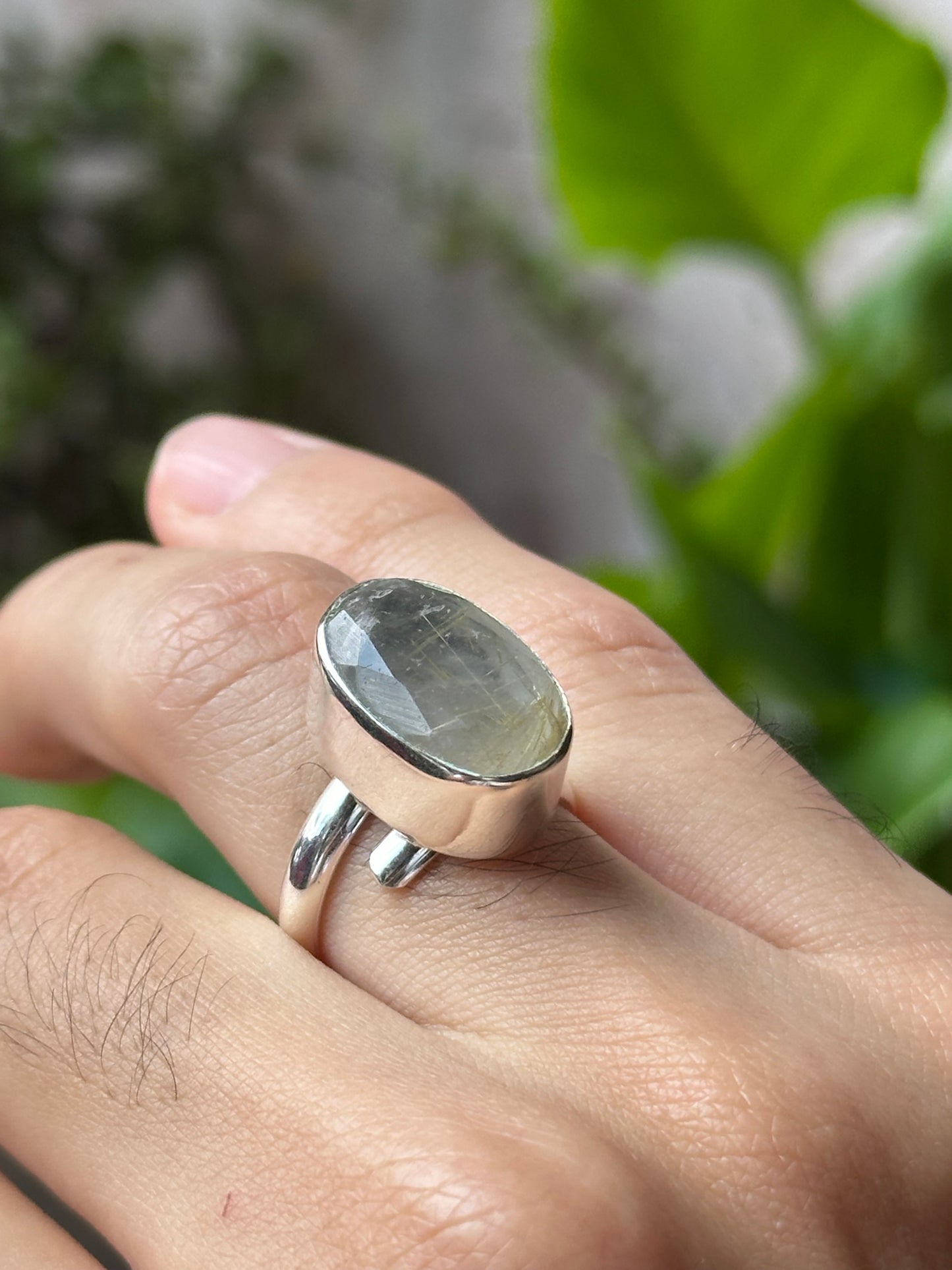Anillo ajustable de Cuarzo Rutilado facetado