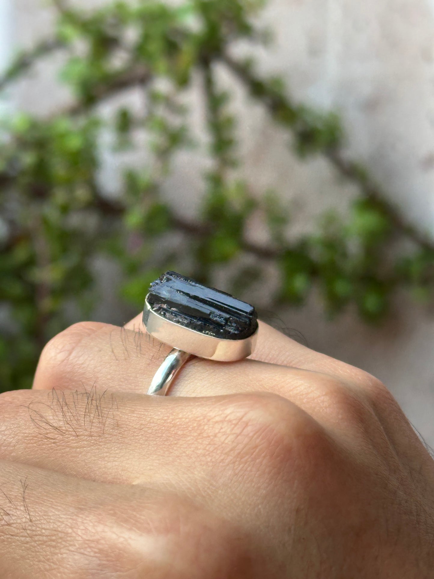 Anillo ajustable de Turmalina Negra