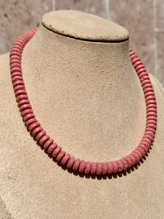 Collar Ajustable de Piedra Volcánica Rosa | Amor y Purificación