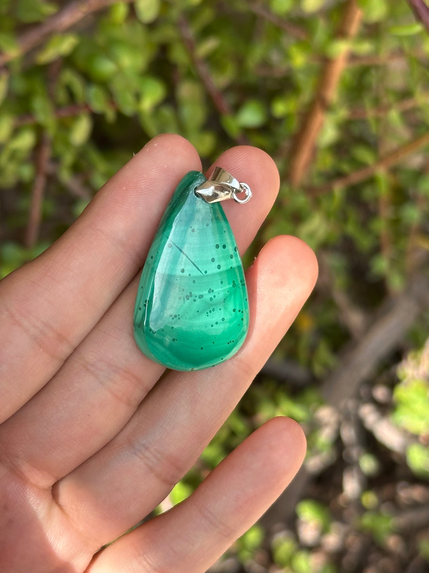 Dije de Malaquita con Cadena de Acero Inoxidable