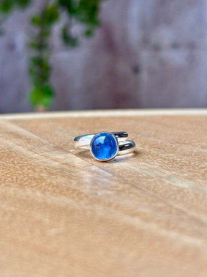 Anillo ajustable de Cianita Azul