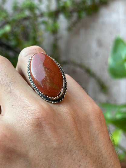 Anillo ajustable de jaspe rojo