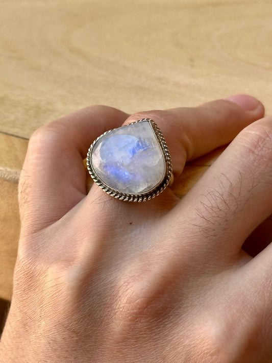 Anillo ajustable de piedra luna grande vintage