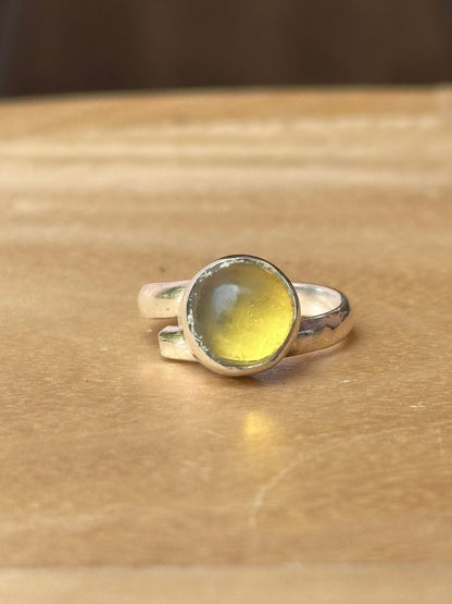 Anillo Ajustable de ámbar montado en alpaca