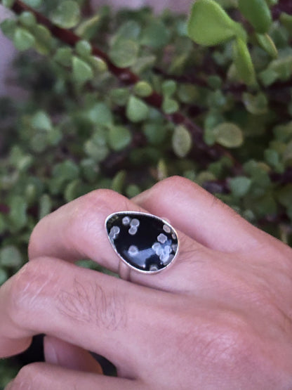 Anillo ajustable de Obsidiana copo de nieve