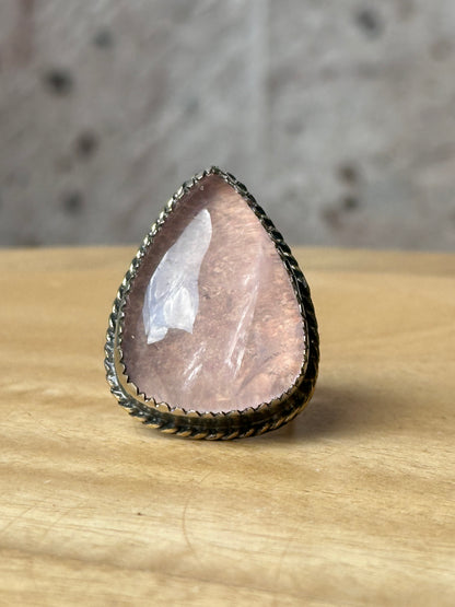 Anillo ajustable de Cuarzo rosa grande