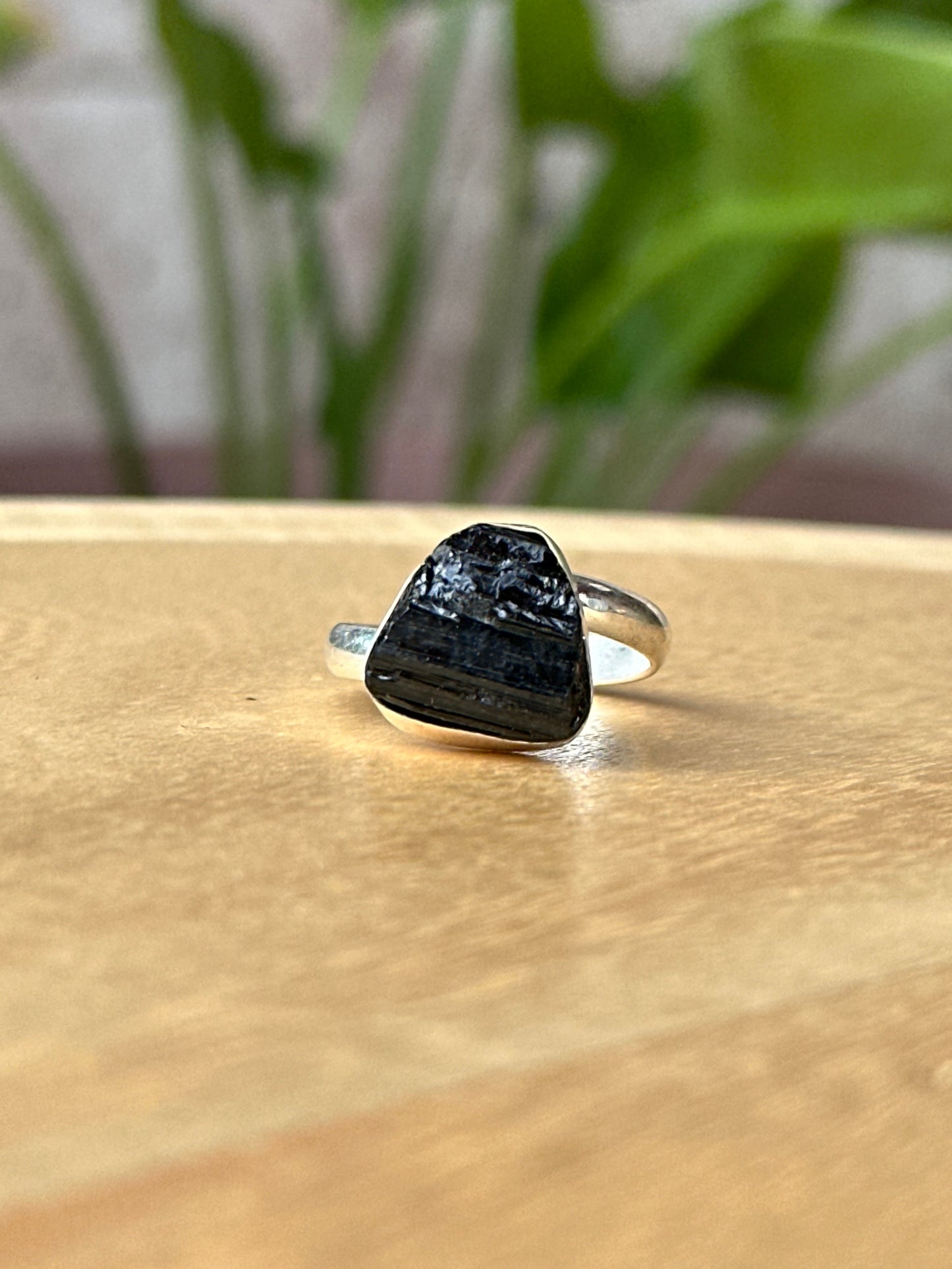 Anillo ajustable de Turmalina Negra mini