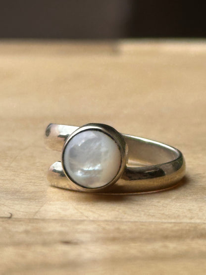 Anillo ajustable de perla natural