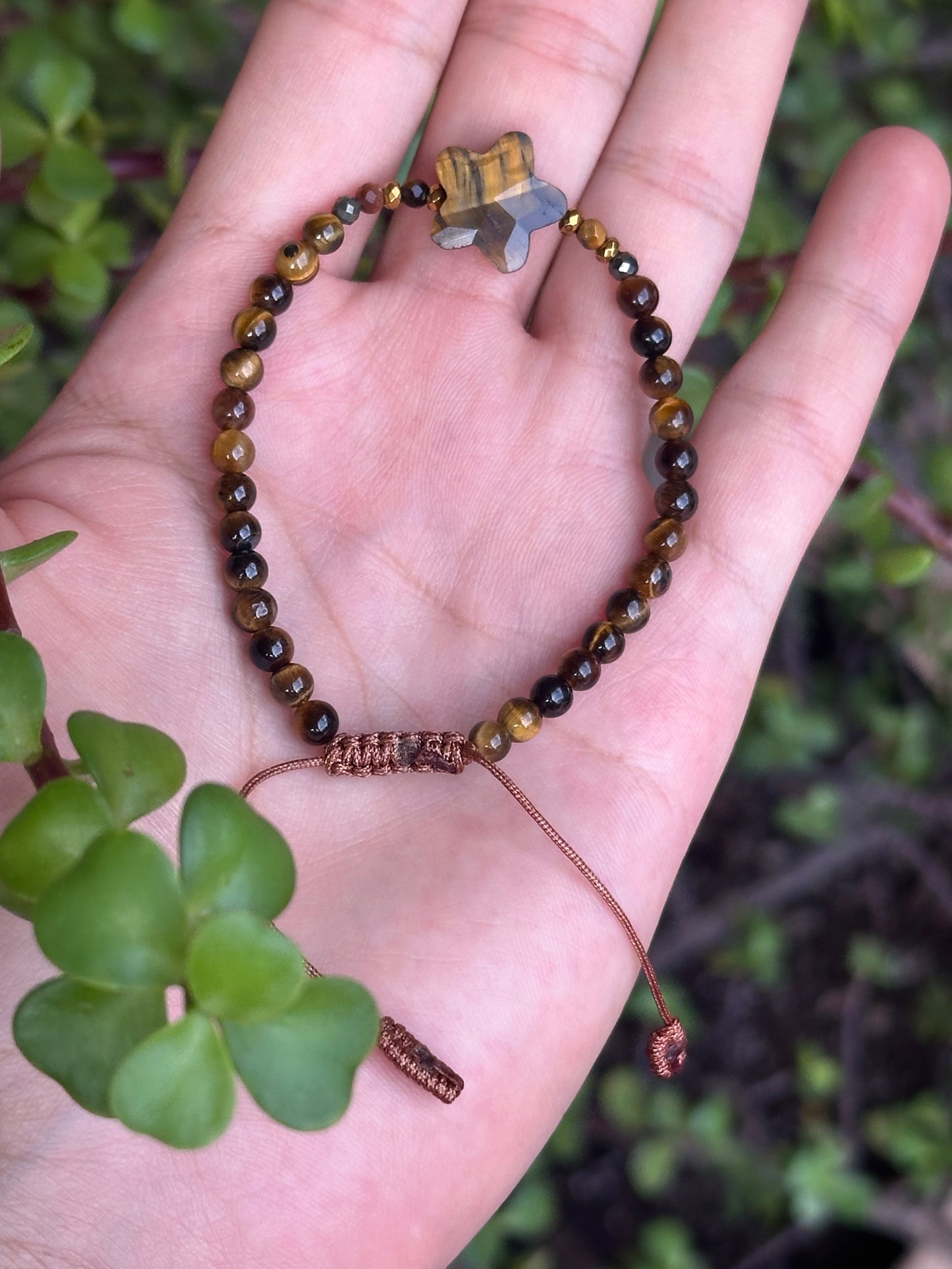Pulsera Ajustable de Ojo de Tigre Estrella, Pirita y Hematita