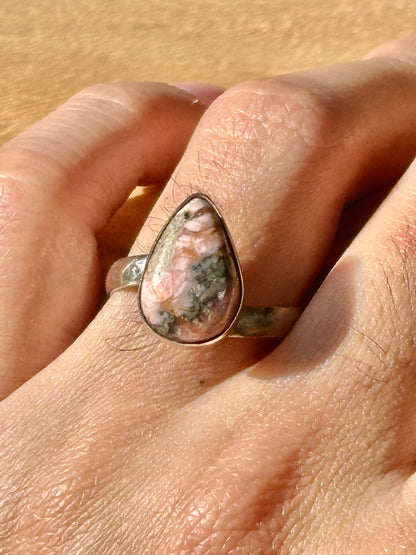 Anillo ajustable de Rodonita