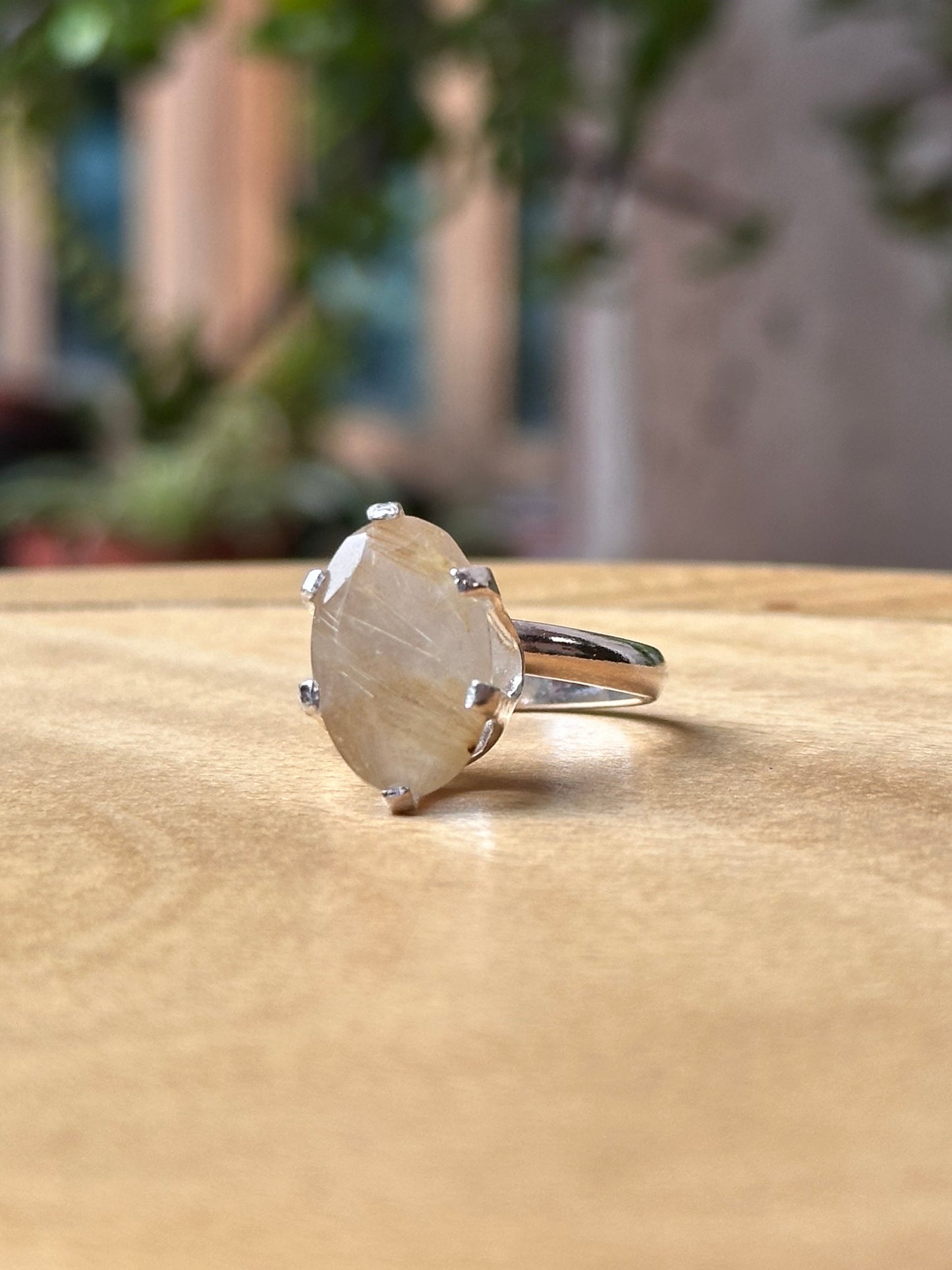 Anillo ajustable de Cuarzo Rutilado facetado