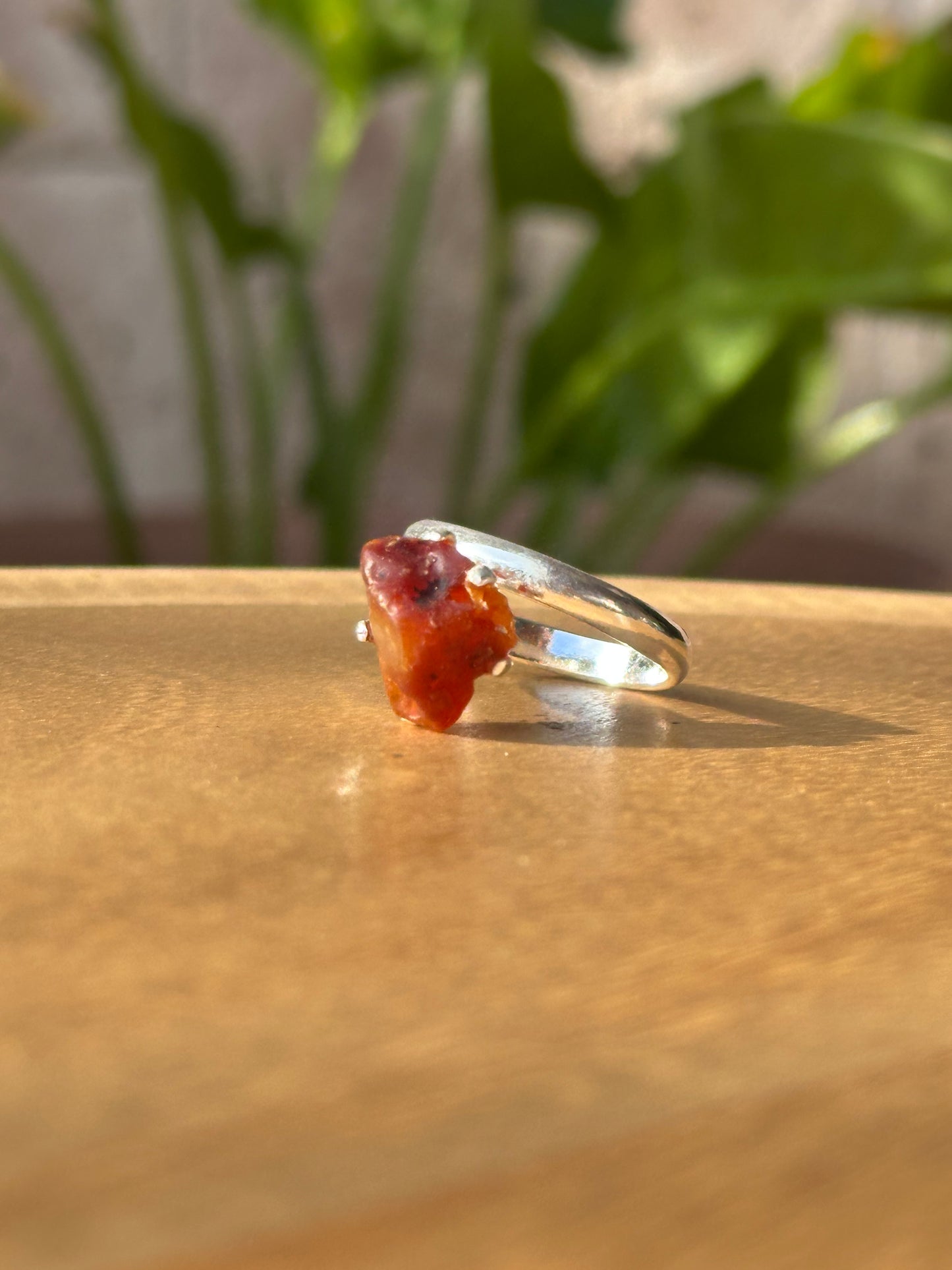 Anillo ajustable de ámbar
