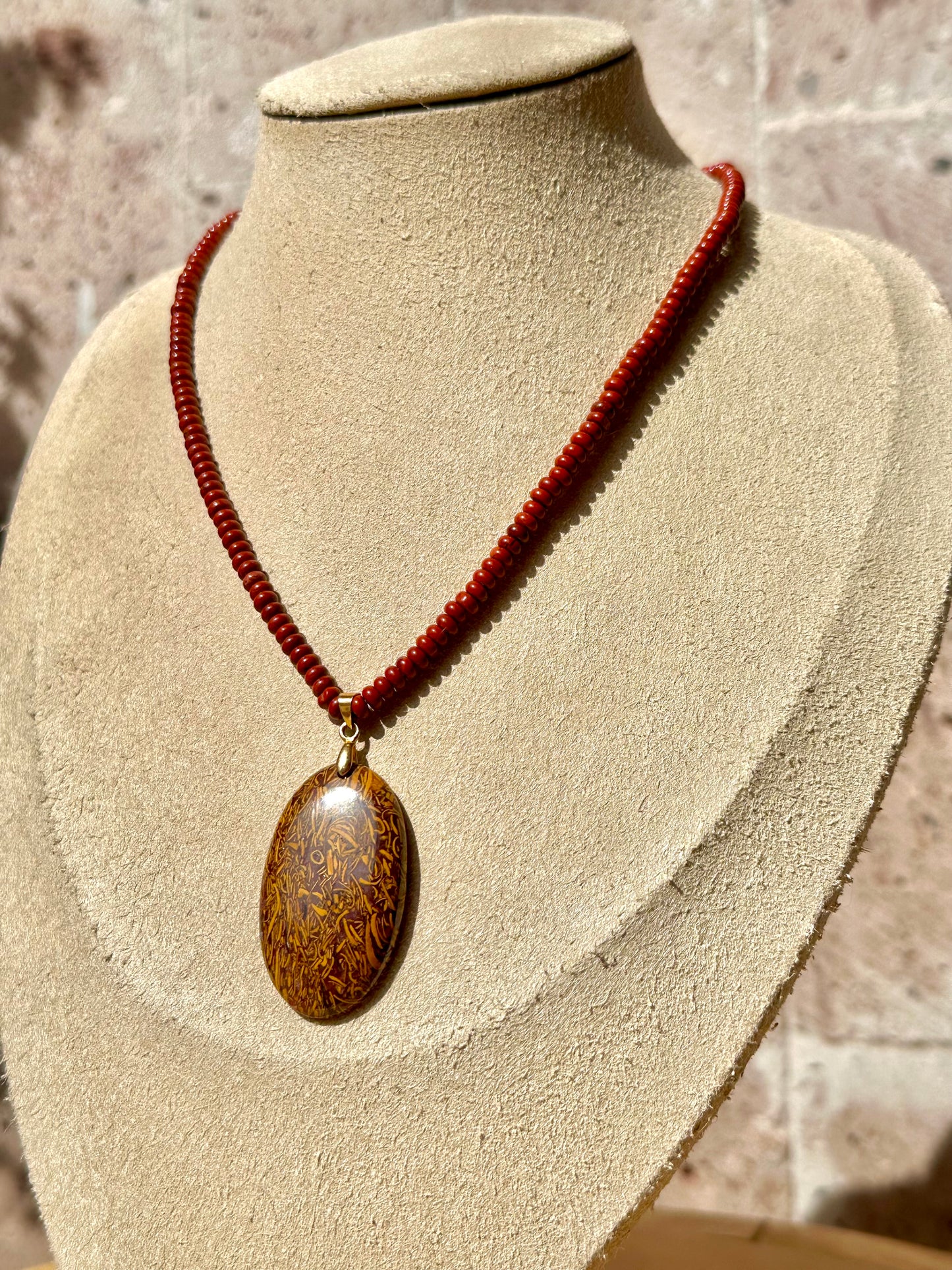 Collar Ajustable de Jaspe Rojo con Jaspe Maryam | Vitalidad y Paz