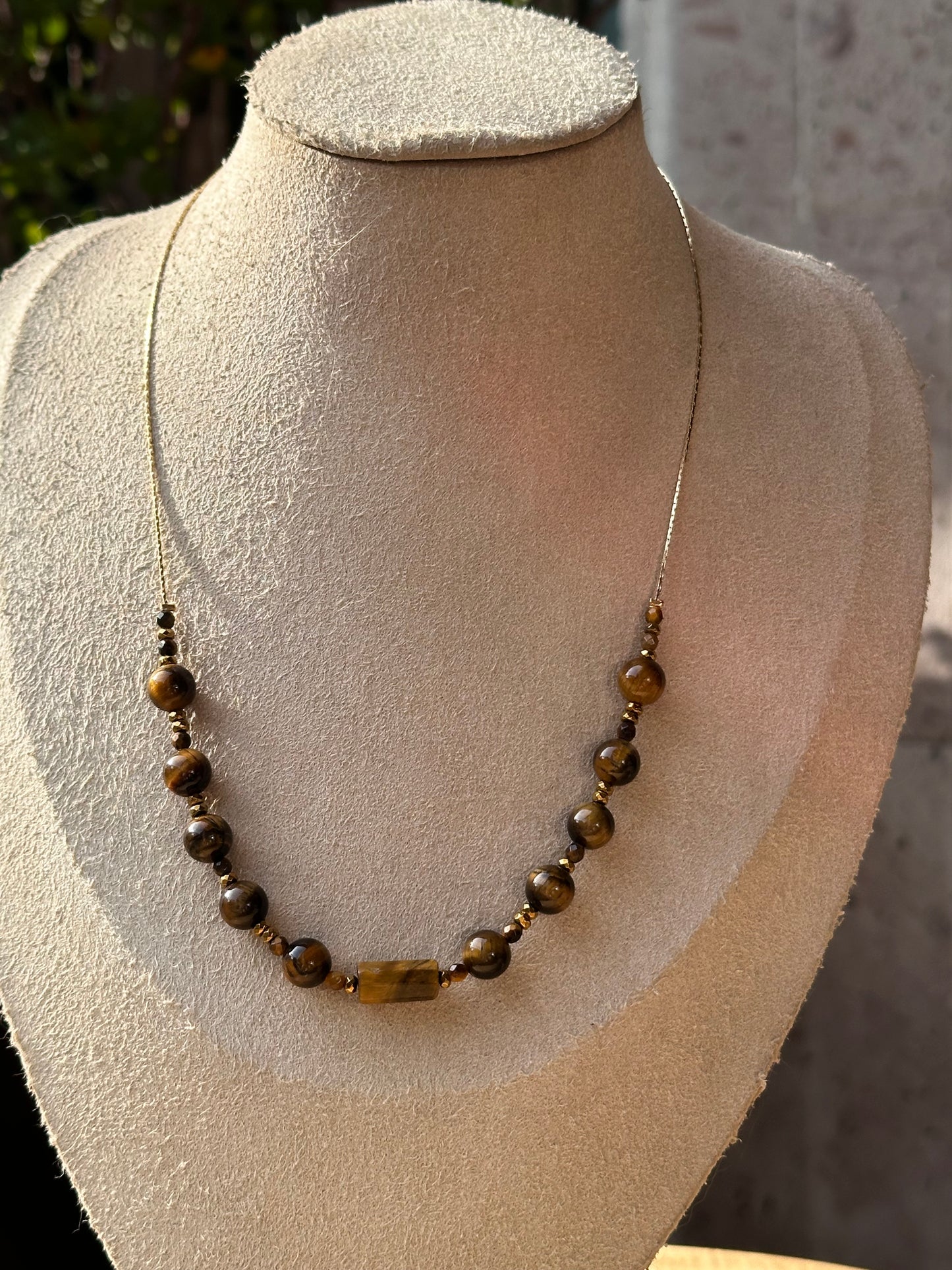 Collar de Ojo de Tigre 2