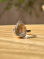 Anillo Ajustable de Cuarzo Jardín blanco