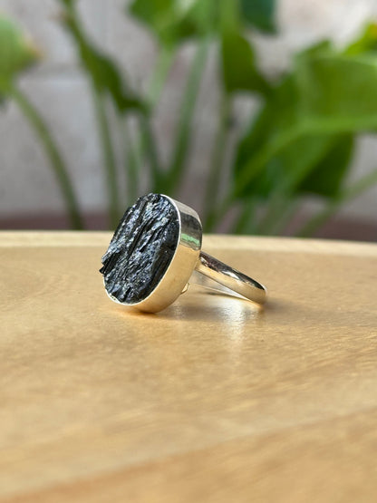 Anillo ajustable de Turmalina Negra