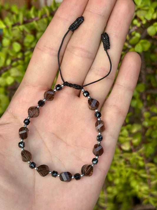 Pulsera Ajustable de Cuarzo Ahumado, Turmalina Negra y Hematita