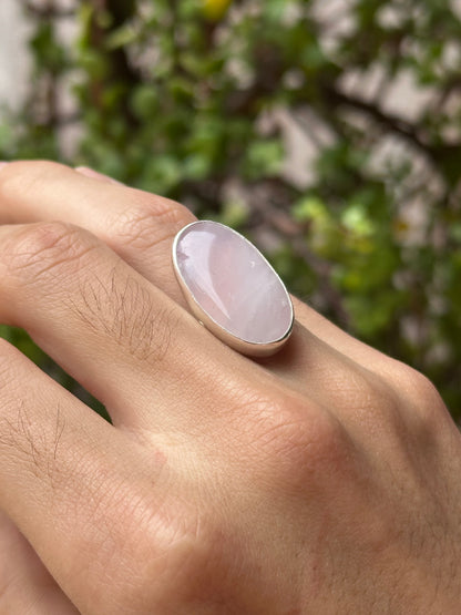 Anillo ajustable de Cuarzo rosa
