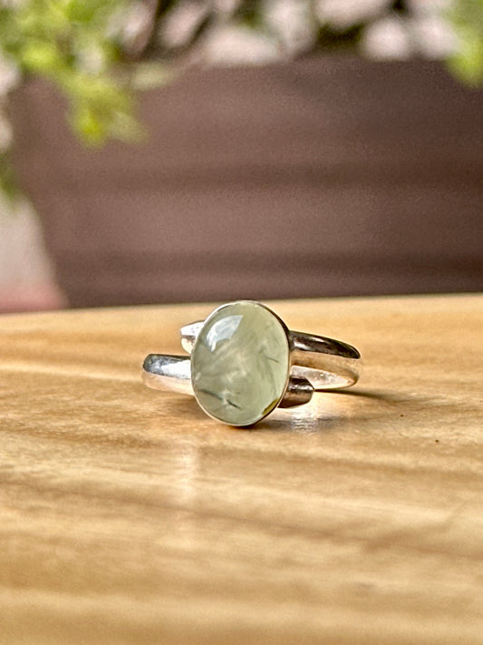 Anillo Ajustable de Prehnita