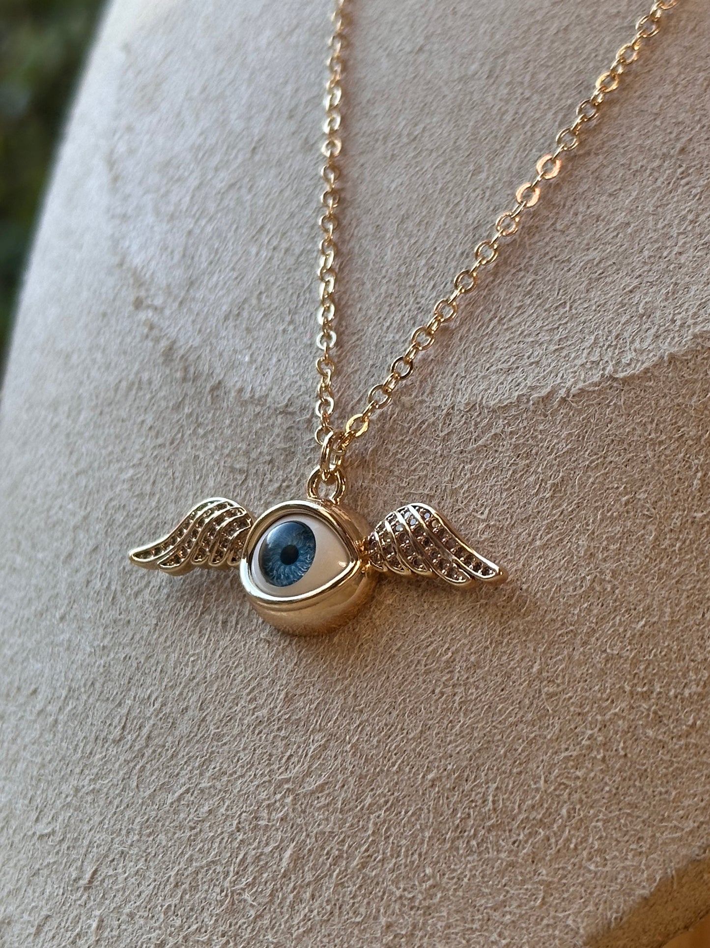 Collar Ojo Místico con Alas | Acero Inoxidable