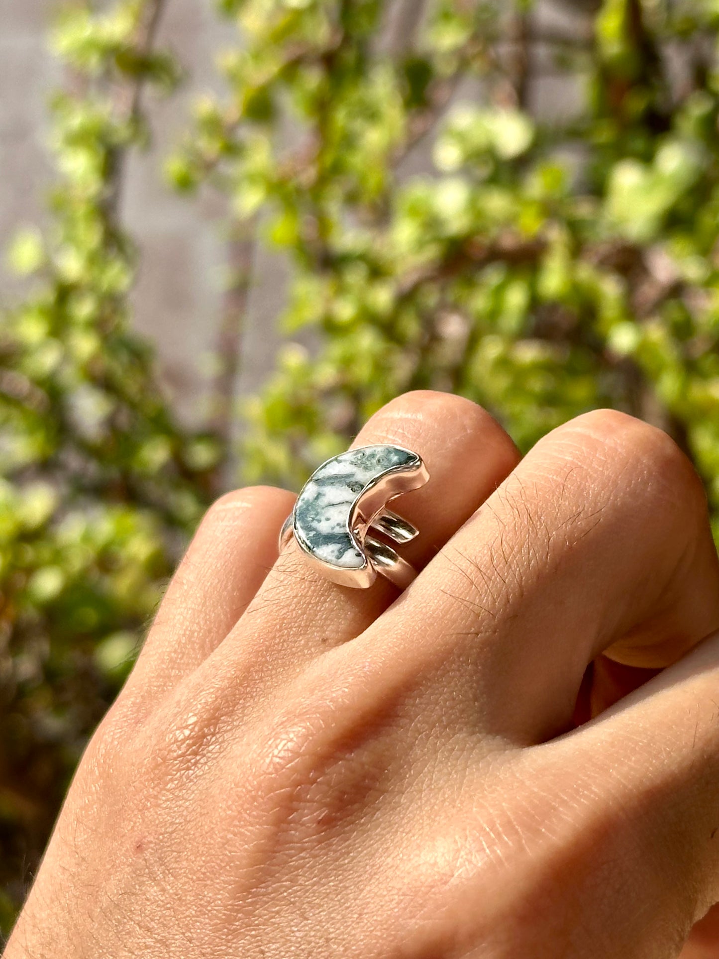 Anillo ajustable de ágata árbol en bruto