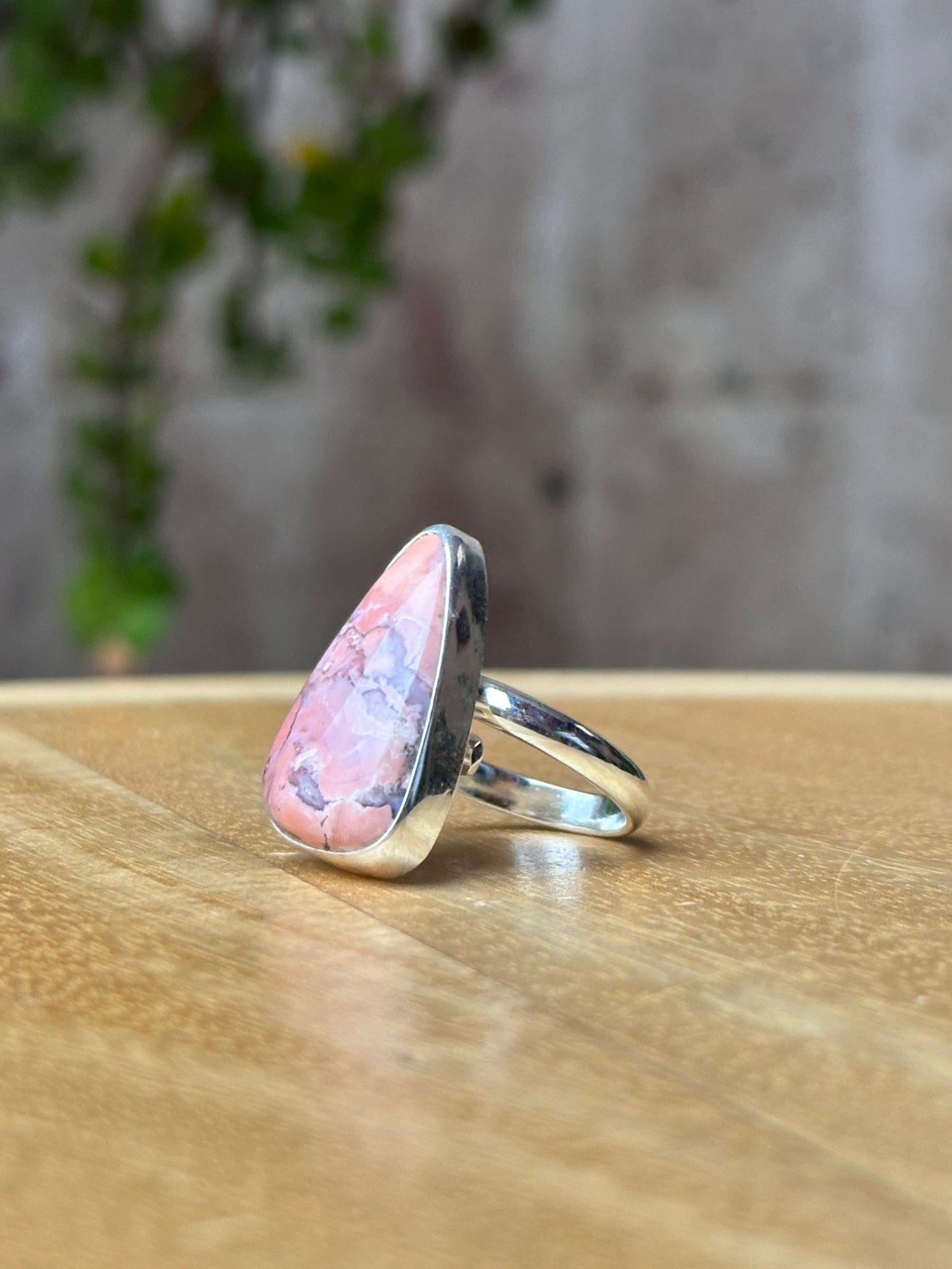 Anillo ajustable de ágata roseta