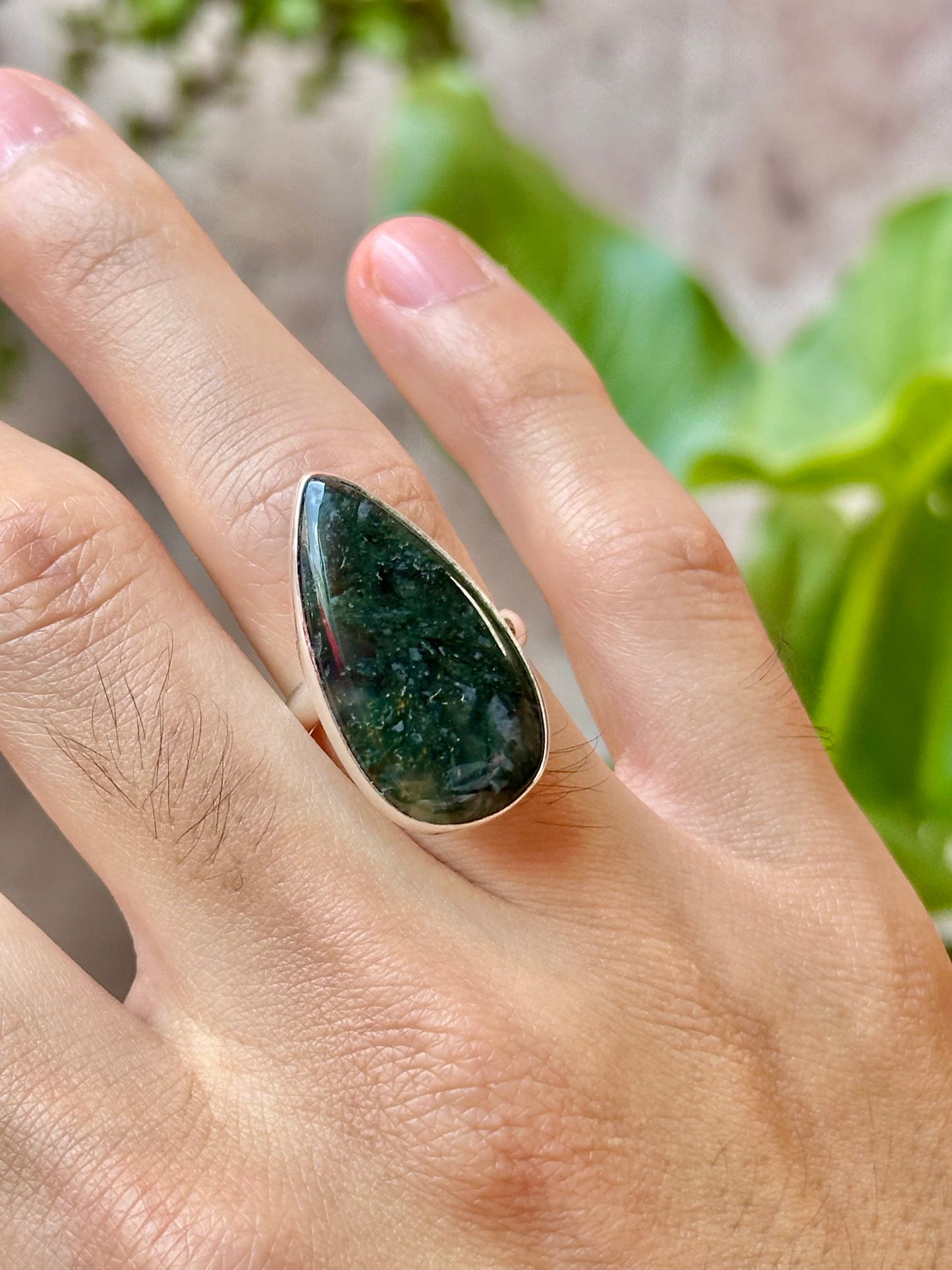 Anillo Ajustable de Ágata Musgosa Ovalado