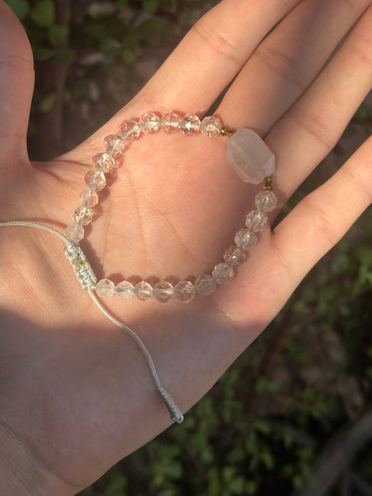 Pulsera ajustable de cuarzo blanco