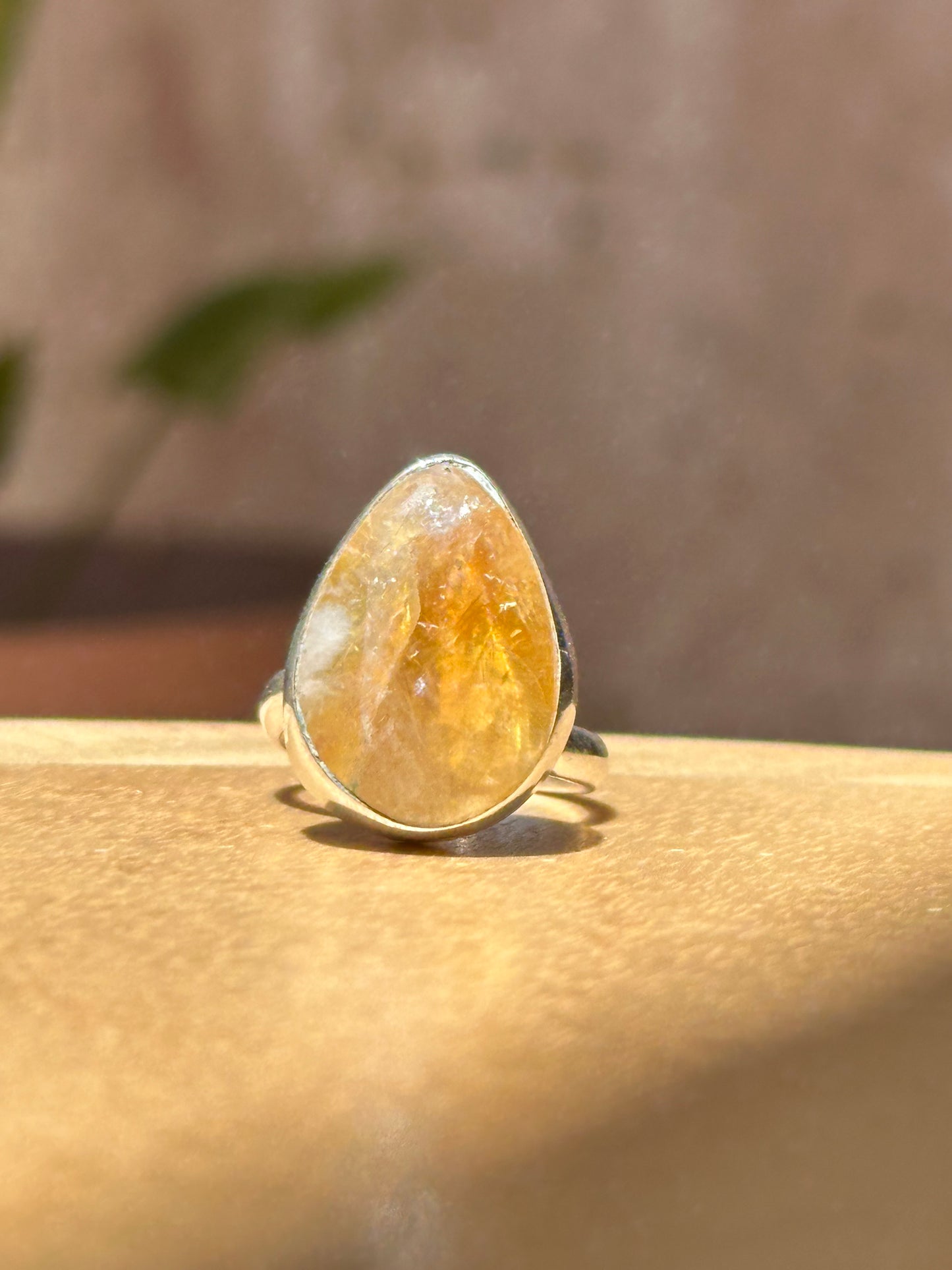 Anillo ajustable de Citrino gota