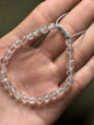 Pulsera ajustable de cuarzo blanco esfera