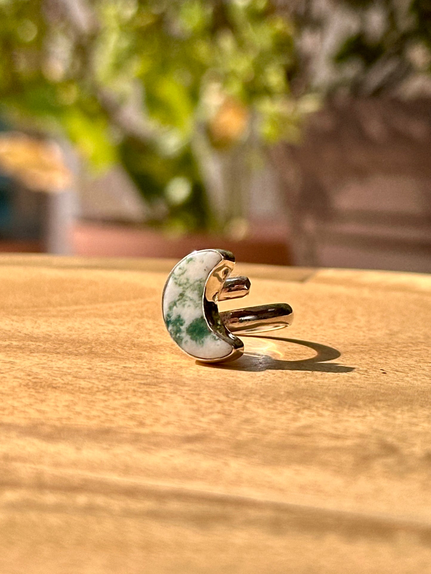 Anillo ajustable de ágata árbol en bruto