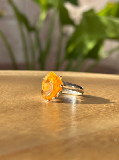 Anillo ajustable de ámbar