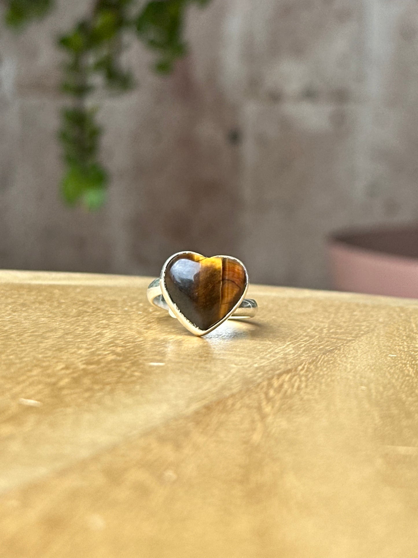 Anillo ajustable de Ojo de Tigre corazón