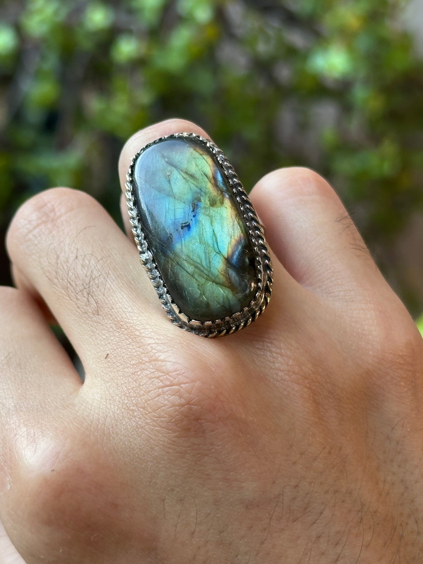 Anillo ajustable de labradorita