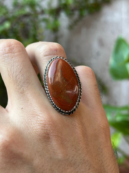 Anillo ajustable de jaspe rojo