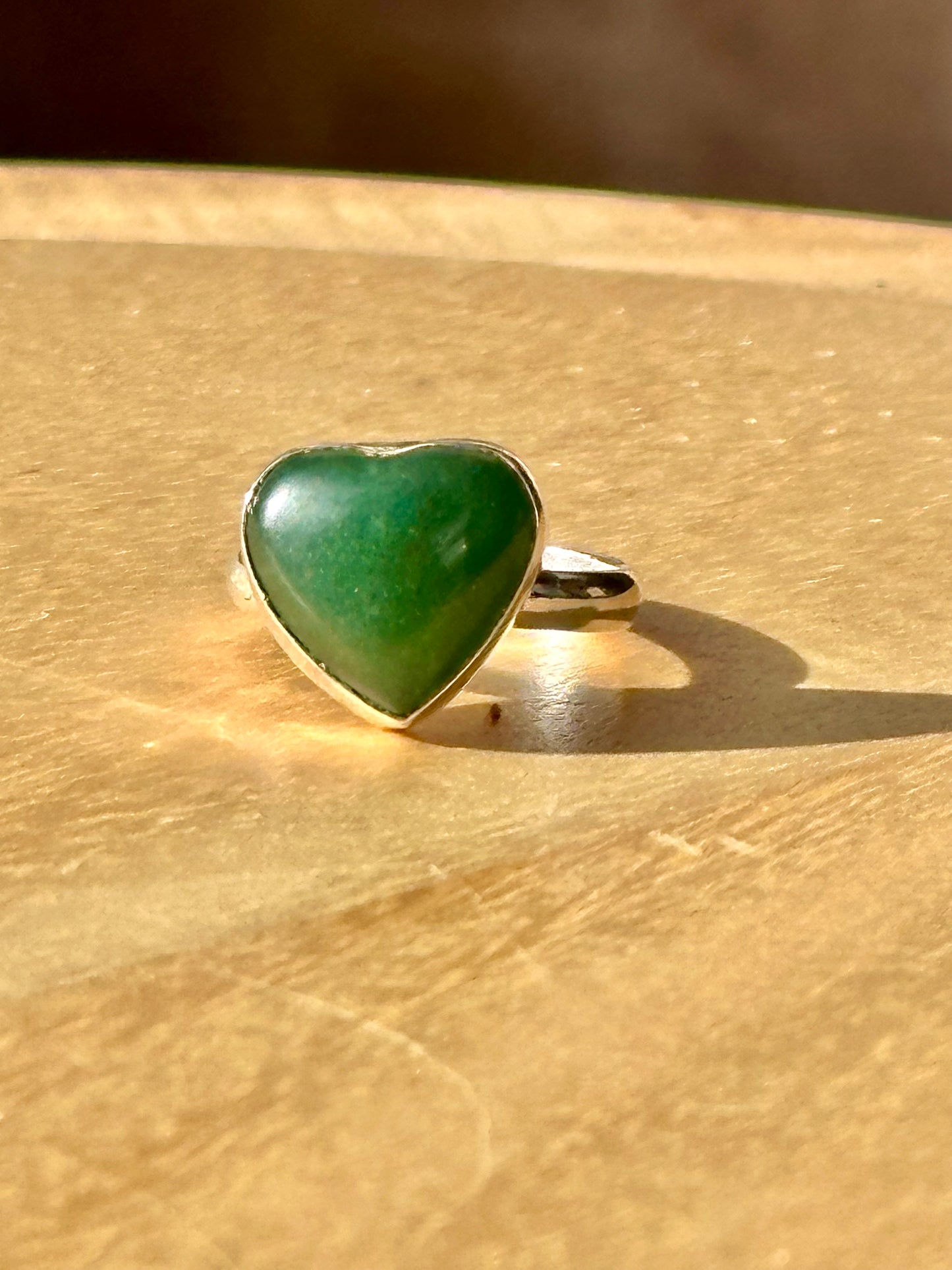 Anillo ajustable de Aventurina Verde corazón