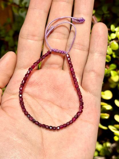 Pulsera ajustable de Granate Rojo