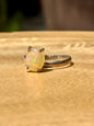 Anillo Ajustable de Ópalo de Etiopía en Plata .925 | Piedra de Inspiración