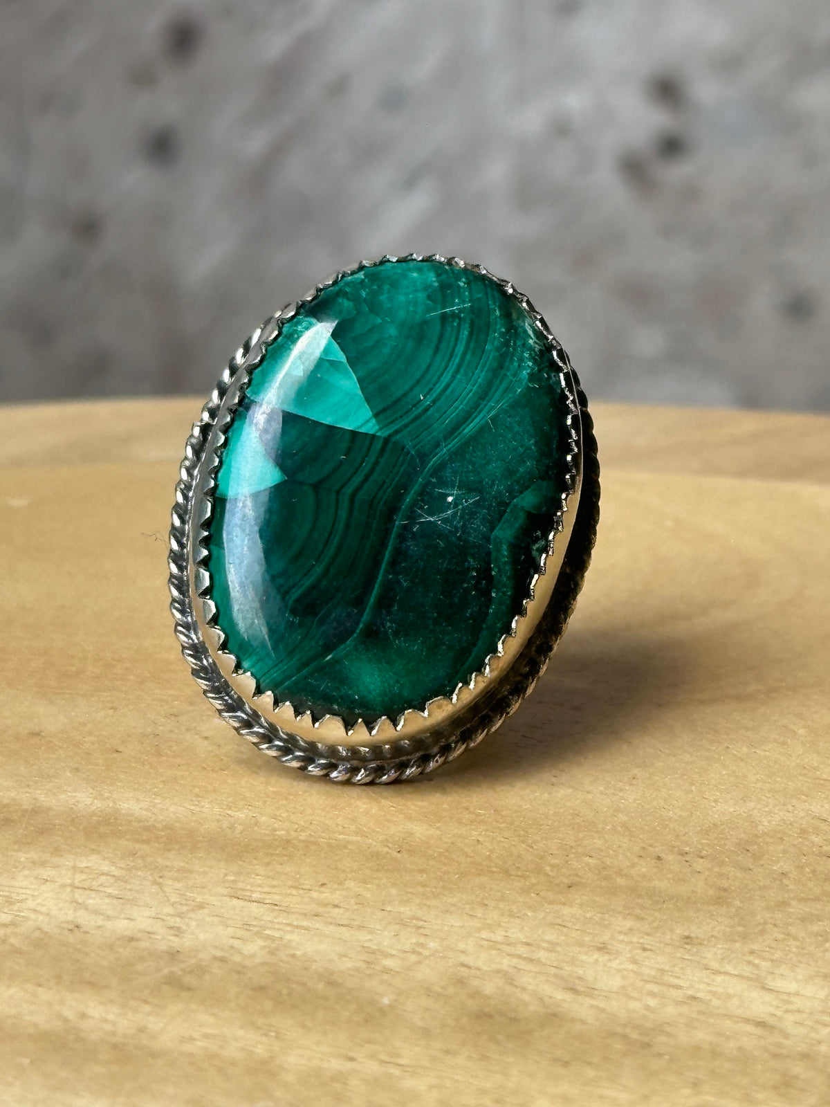 Anillo ajustable de verde malaquita