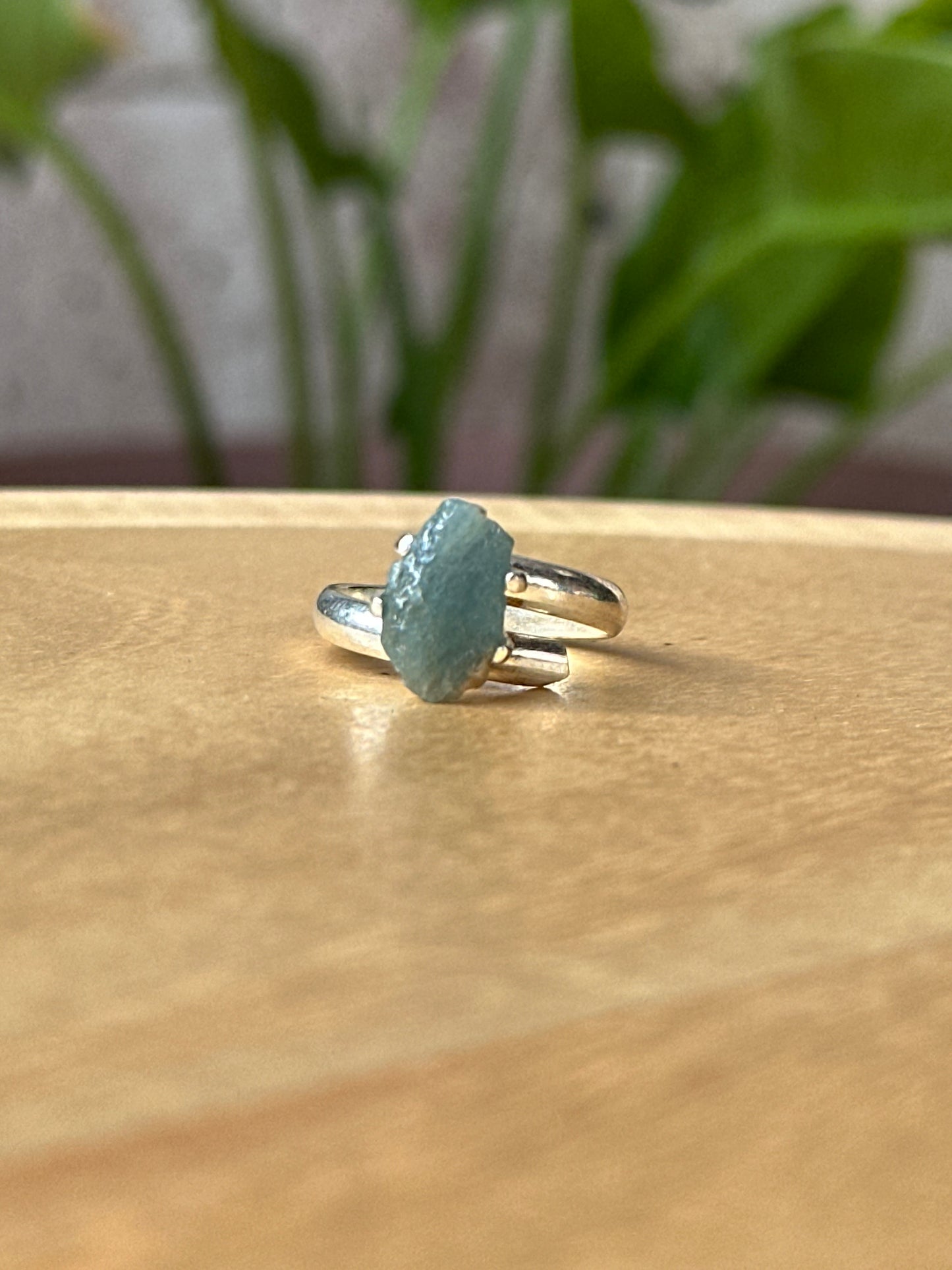 Anillo ajustable de Aguamarina en bruto