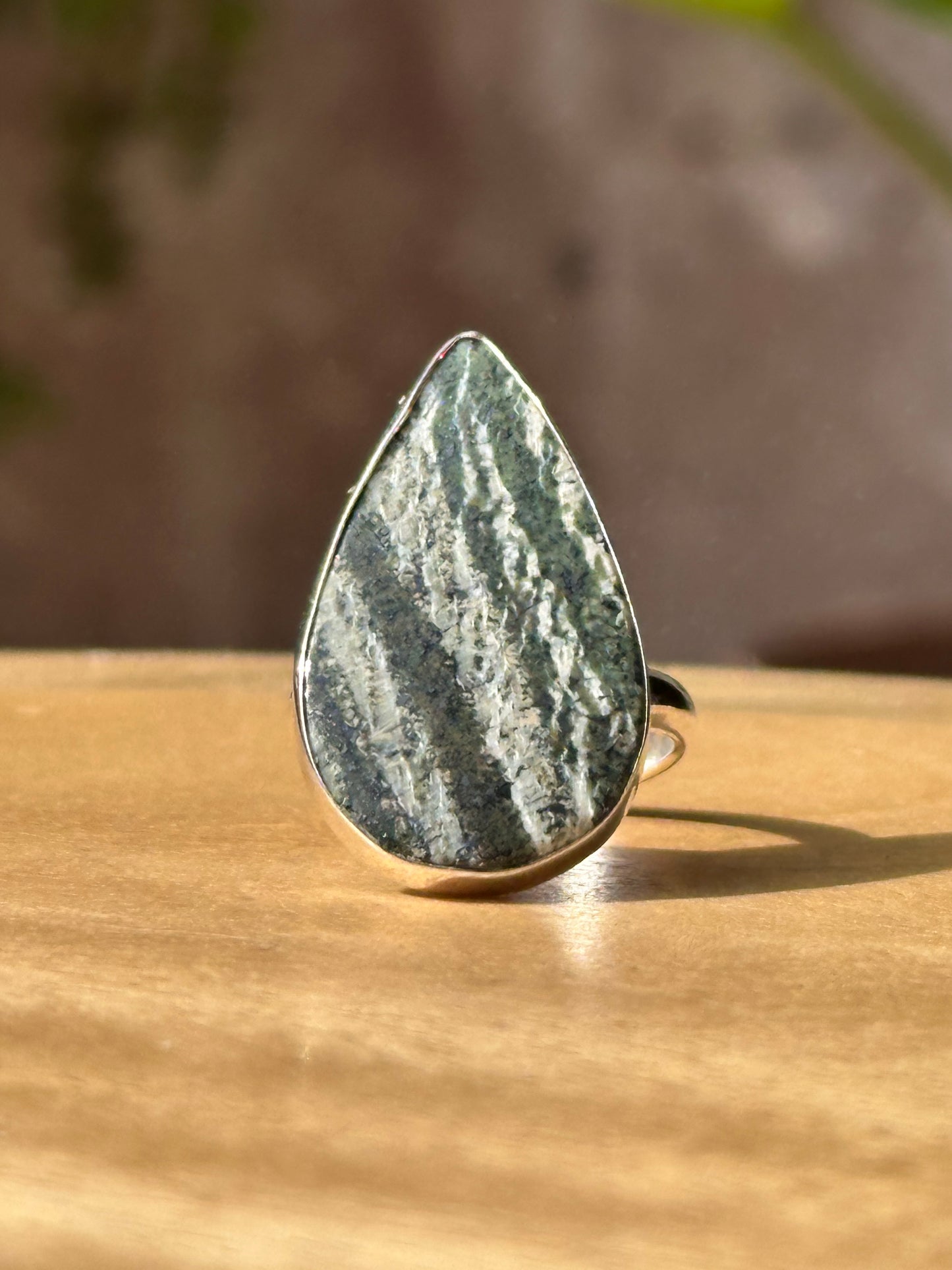 Anillo Ajustable de Ópalo Verde