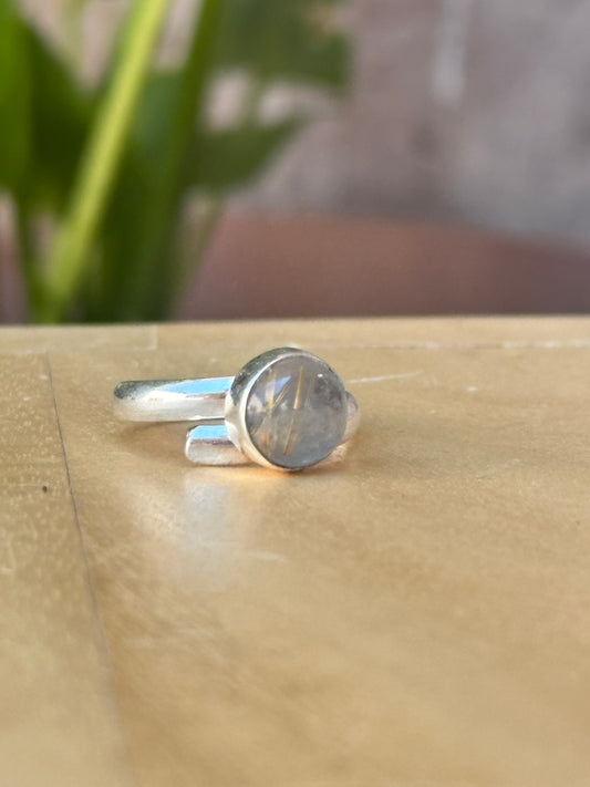 Anillo ajustable de cuarzo rotulado mini