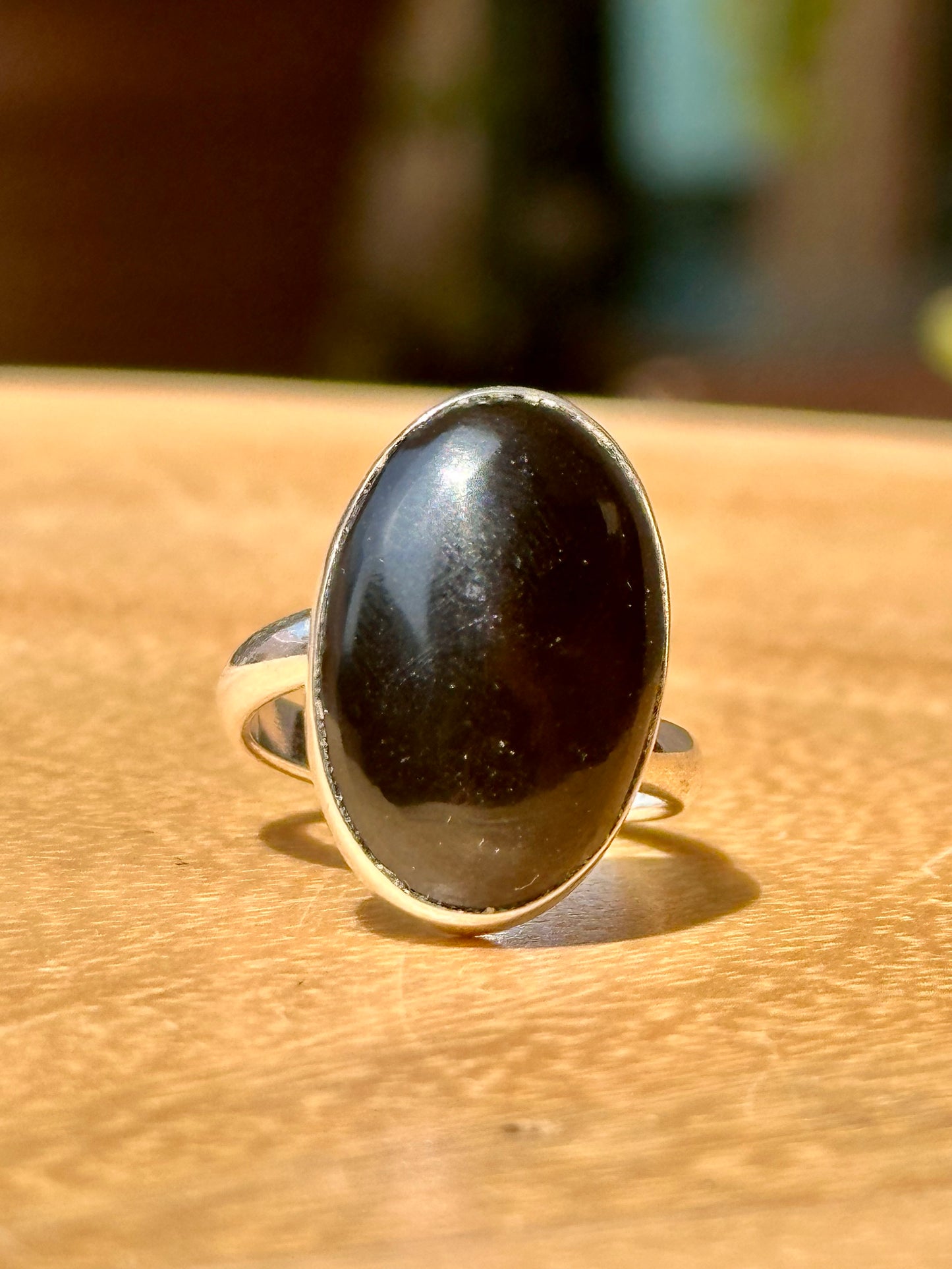 Anillo ajustable de Obsidiana diseño redondo