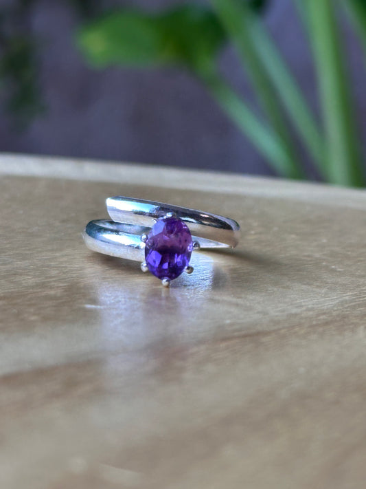 Anillo Ajustable de Amatista Facetada