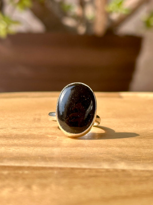 Anillo ajustable de Obsidiana dorada ovalado