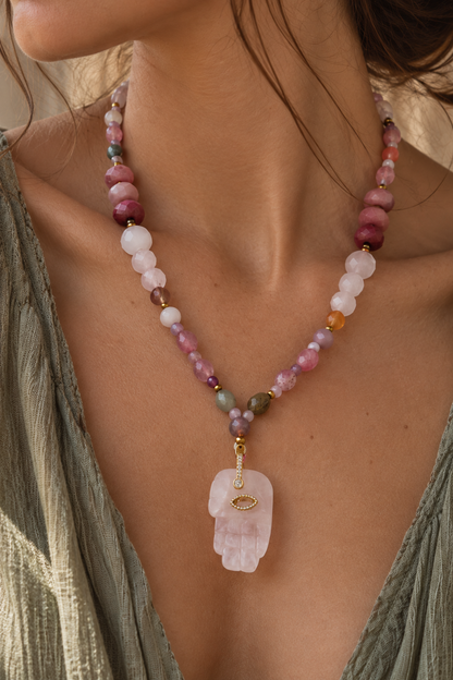 Collar Ajustable · Mano de Fátima · Cuarzo Rosa, Cuarzo Fresa, Amatista, Rodonita & Hematita