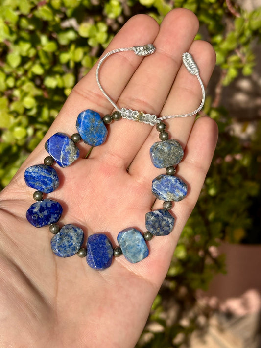 Pulsera Ajustable de Lapislázuli con pirita