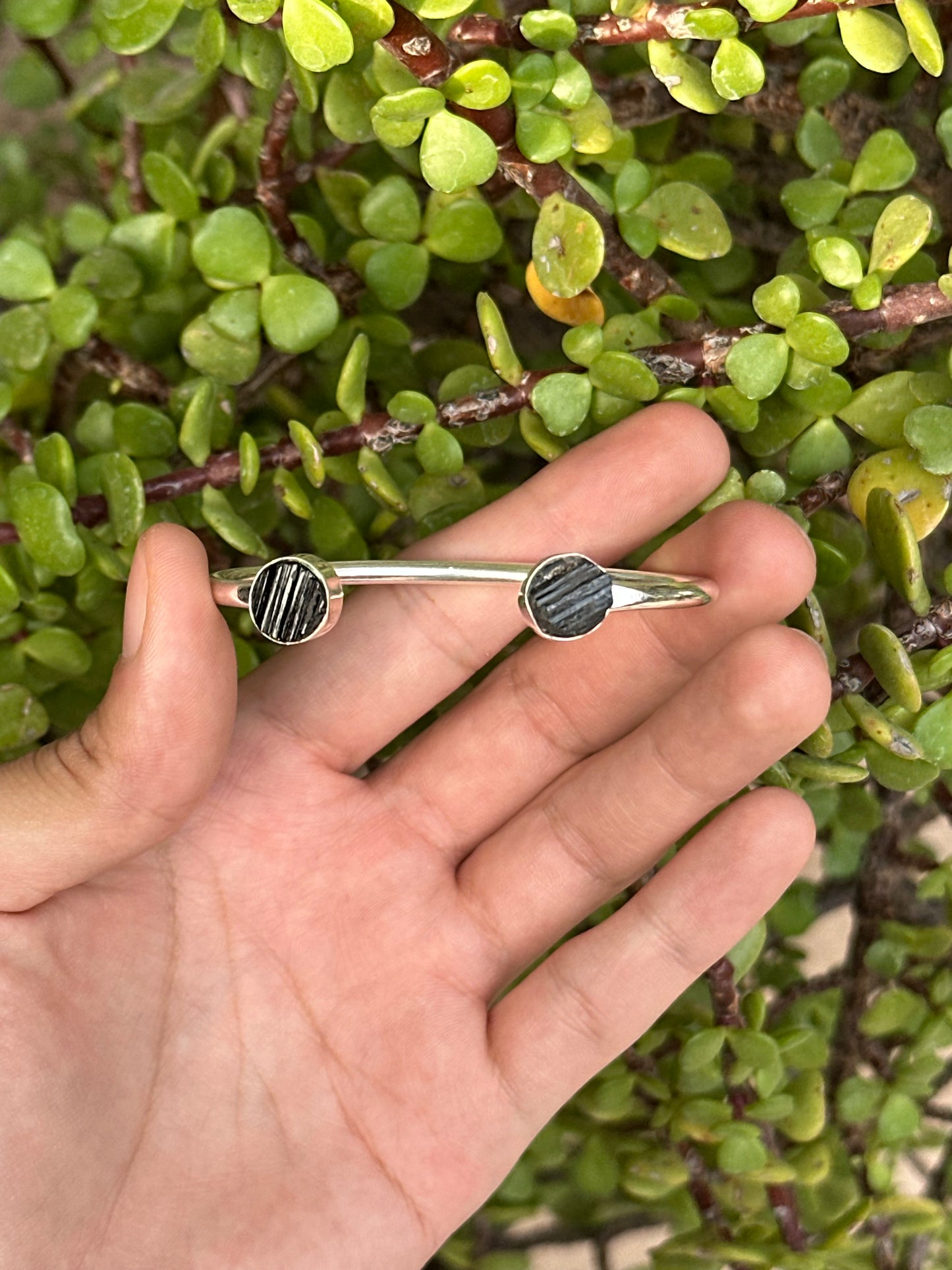 Brazalete de Turmalina en Alpaca Platinada