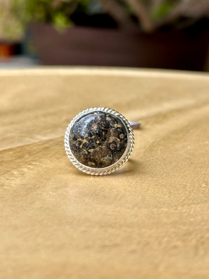Anillo ajustable de Jaspe leopardo